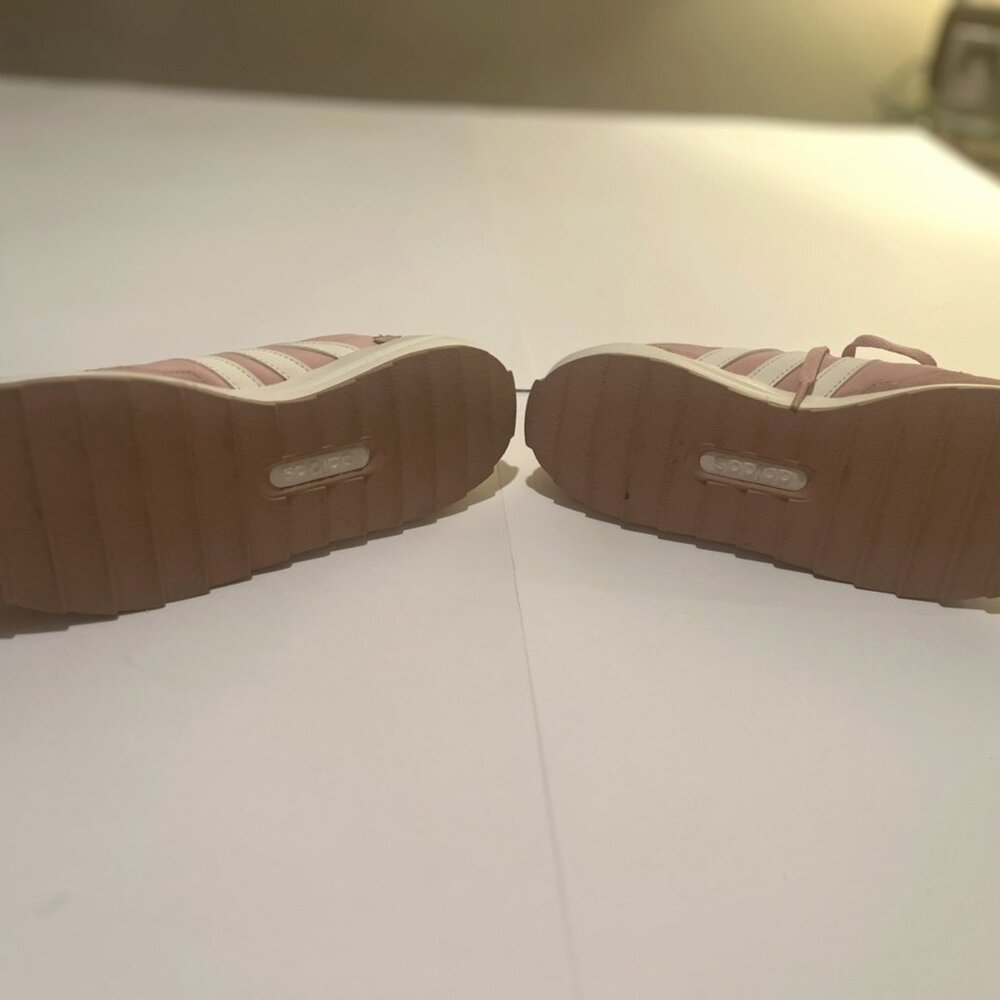 ADIDAS RETRO RUN - Picture 4 of 5